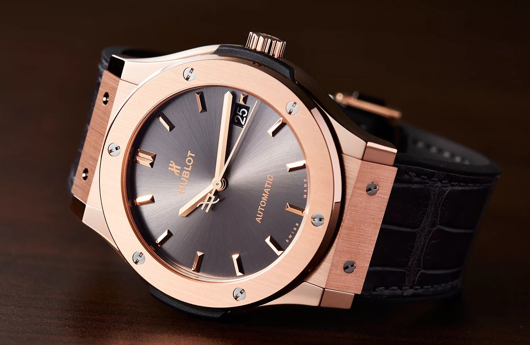 Наручных часов hublot