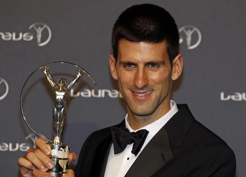 Спортсмен года 2012. Novak Djokovic. Оскар Новак. Head Джоковича. Оскар Новак фото.