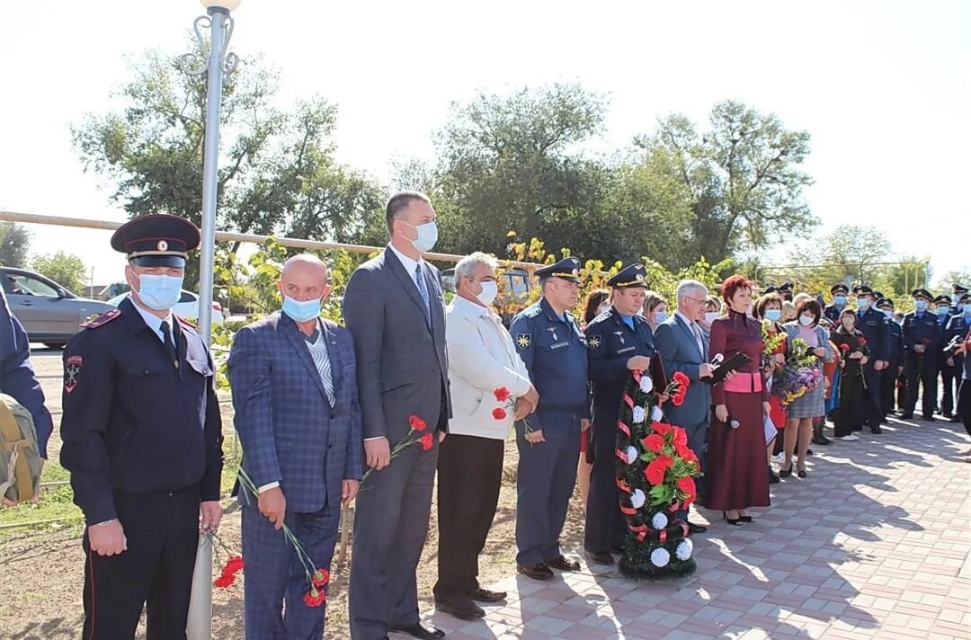 Погода в журавском ставропольского края новоселицкого. Село Падинское Новоселицкий район Ставропольский край. Село Чернолесское Новоселицкого района. Школа 2 село Чернолесское Новоселицкого района Ставропольского края.