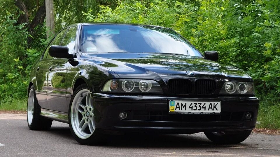 Бмв 540i 2000. Бмв е34 540i. Bmw g30 carbon black. Bmw 540 e34 monza. Bmw e39 alpina black.