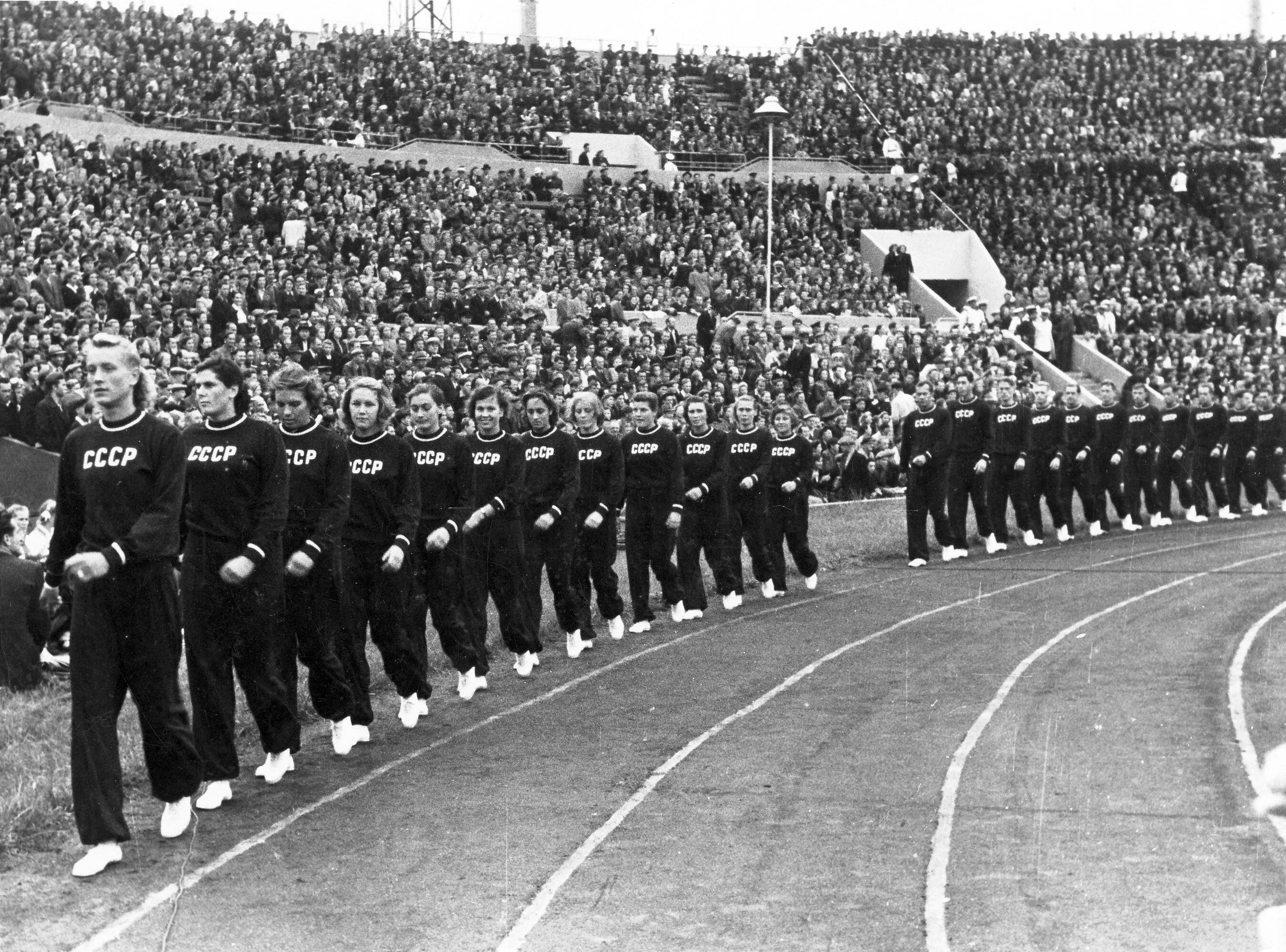 Спорт в послевоенное время. 1952 Хельсинки сборная СССР. Олимпийские игры 1952 года команда СССР. Олимпийские игры в Хельсинки 1952. Достижение сборной СССР на Олимпиаде 1952 в Хельсинки.