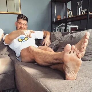 Man feet 18