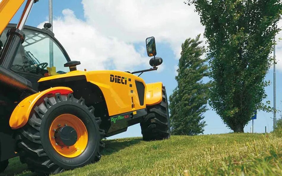 Телескопический погрузчик dieci samson 75. Телескопический погрузчик dieci agri star. Agri plus 40. Dieci погрузчик 75. 7.