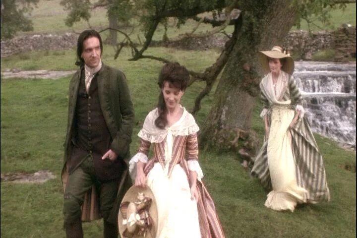 грозовой перевал 1992 кэтрин. грозовой перевал 2009 том харди. рэйф файнс хитклиф. том харди грозовой перевал. кэтрин эрншо 1992.