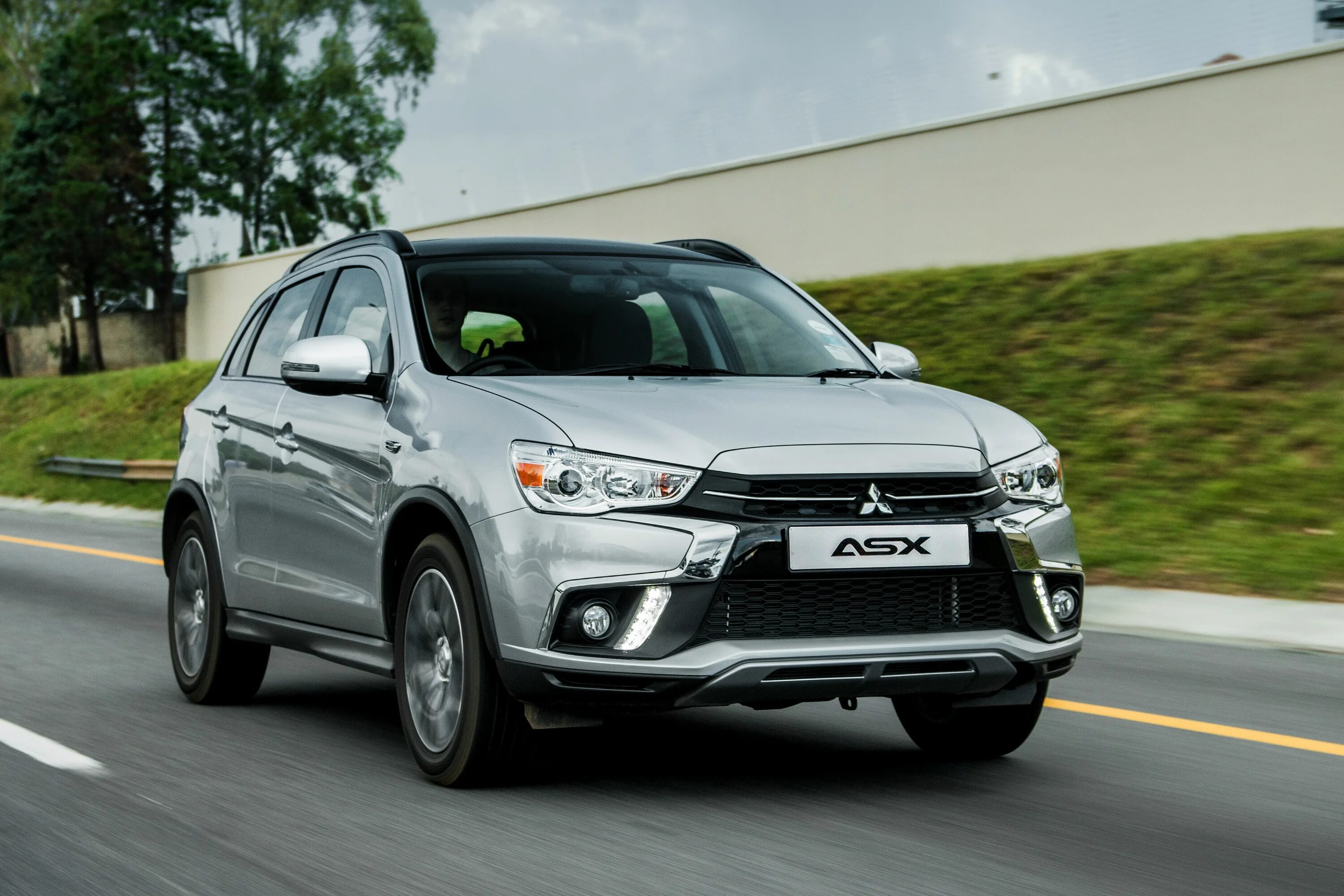 Mitsubishi asx. Митсубиси АСХ 2019. Мицубиси ASX 2019. Мицубиси АСХ 2019 новый. Митсубиси АСХ 2021.