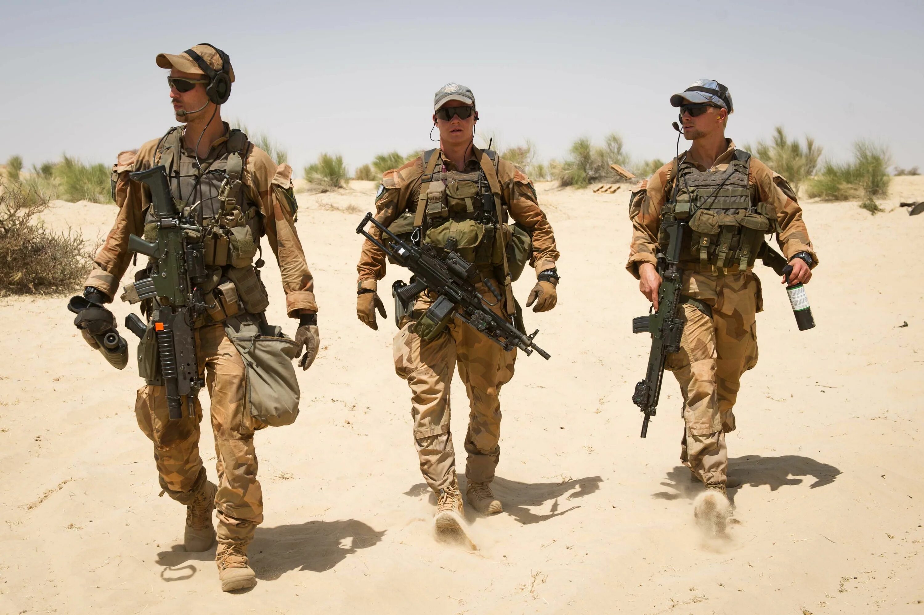 Американские войска в афганистане. База сша мазари-шариф афганистан. 75 полк рейнджеров армии сша. Афганские боевики. Мазари-шариф афганистан война 1979-1989.