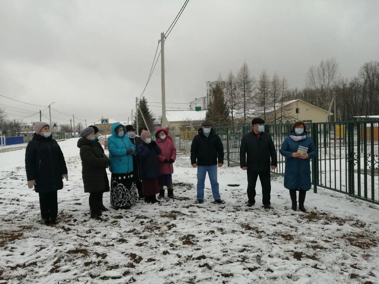 Илишевский район Груздевка. Илишевский элеватор Груздевка. Деревня Груздевка Илишевского района. Работники дворца культуры Илишевского района. Погода старокиргизово илишевский