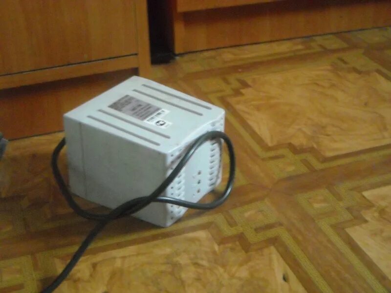 блок питания для компьютера 700w-800w. блок питания volcano 1050w. блок питания без фона. колгар блок питания. блок питания системного блока 65мм.