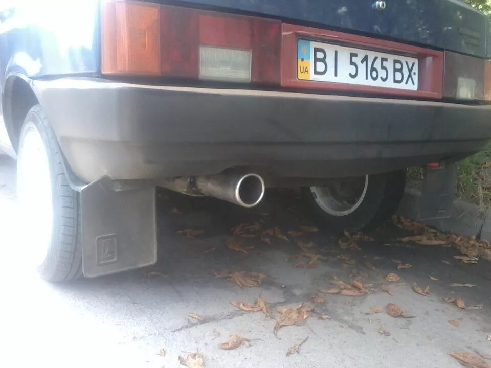 Двойная насадка на глушитель ваз 2114. Насадка на глушитель ваз 2107. Хром arnezi a0701021. Насадка на глушитель ваз. Насадка на глушитель ваз 2114.