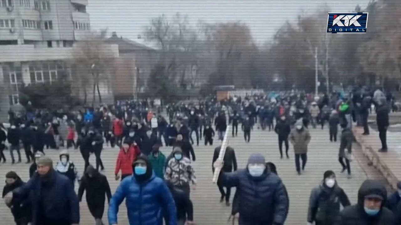 Видео нападения террористов на сити. Терроризм в Казахстане. Фото Казахстан нападение террористов. Нападение террористов на 121 школу.