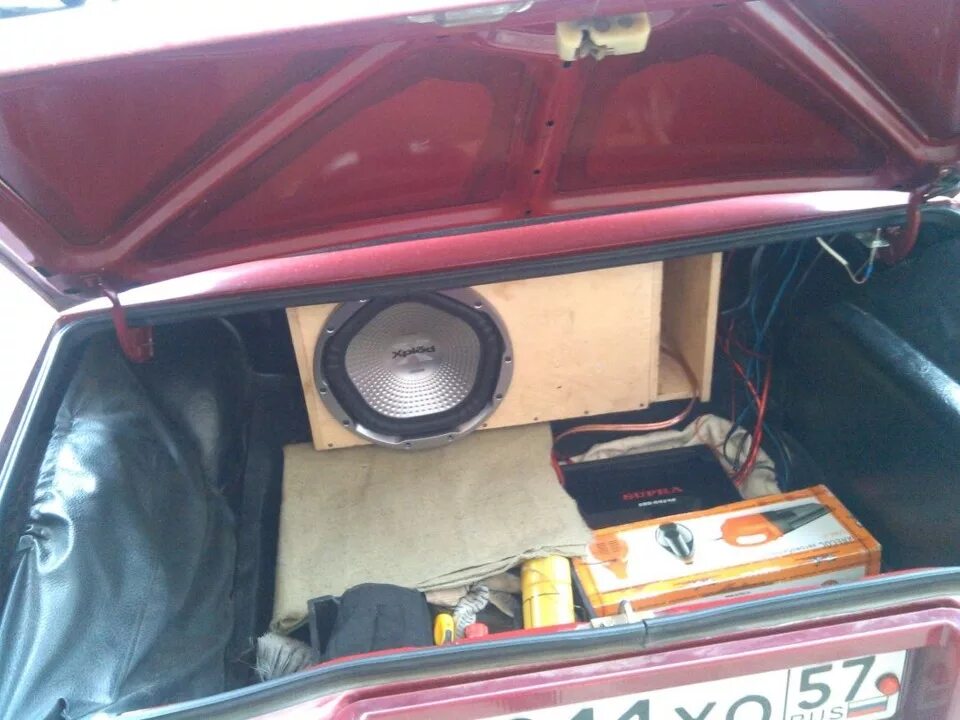 Короба под сабвуфер 2 прайд 15 в жигули ваз 2107. Сабвуфер в ваз 2107. Саб 2 15 ваз 2107. Короб в ваз 2107 под 12. Саб в ваз 2107.
