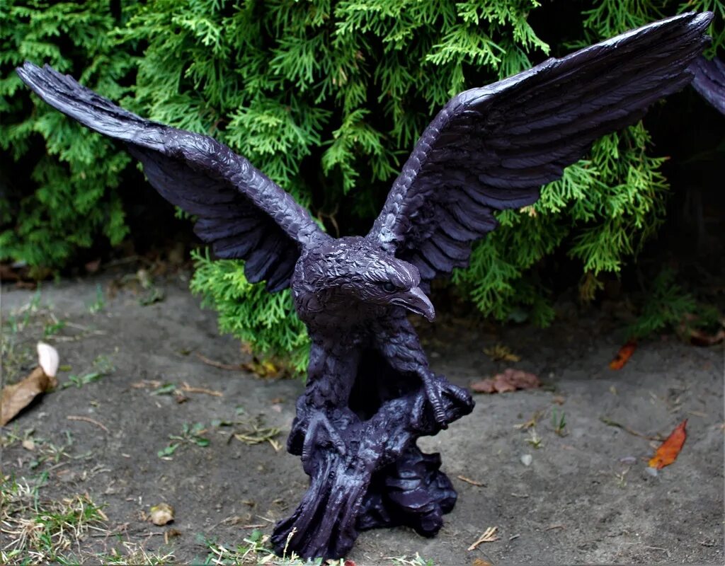 Орел для сада скульптура. Фигура орла для сада. Садовая фигура Орел. Скульптура Орел с расправленными крыльями. 30 купить в орле