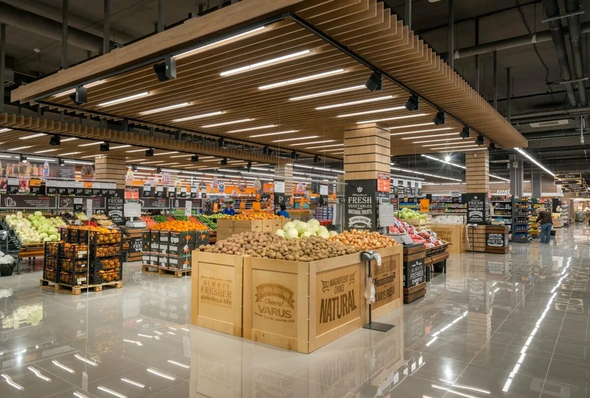 Продуктовый супермаркет. Супермаркет. Продуктовый магазин внутри. Логотип тута. Гипермаркет просто.