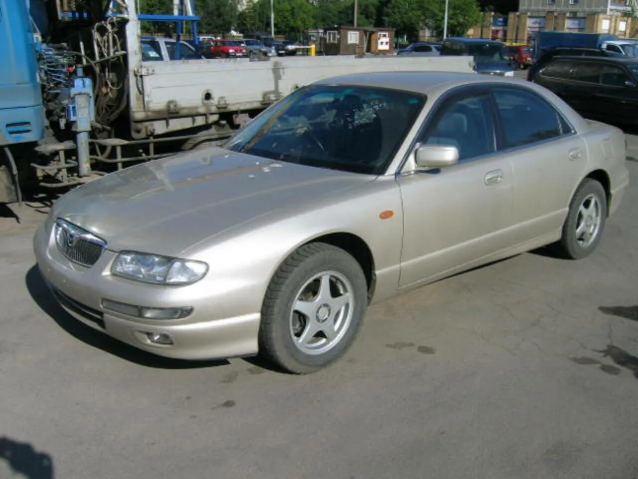 Купить мазда милления. Mazda Millenia 2000. Mazda Милления 2000 год. Мазда Милления 2007 выпуски. Мазда Милления 2003 выпуски.