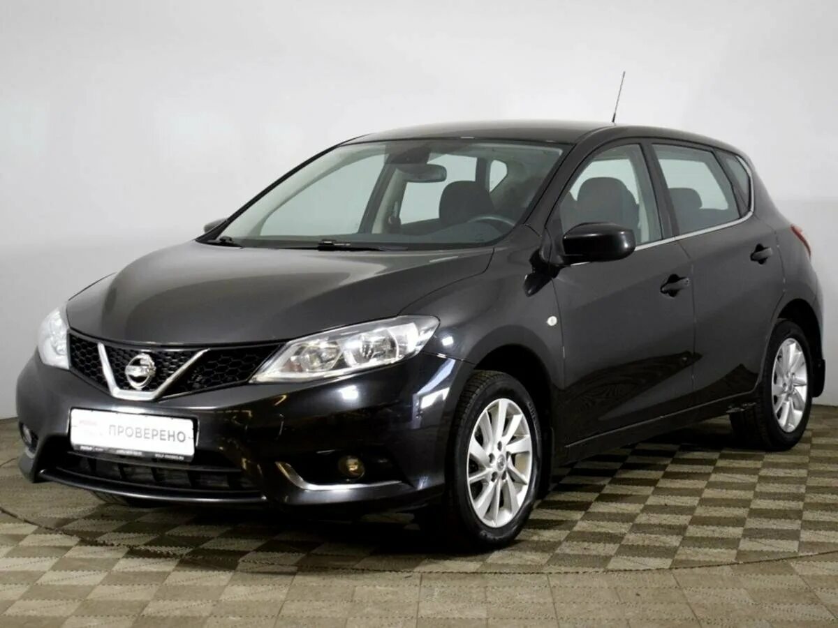 Nissan tiida1. Nissan tiida 2004. Ниссан тила. Ниссан тиида 2008. Ниссан тиида 2010 хэтчбек.