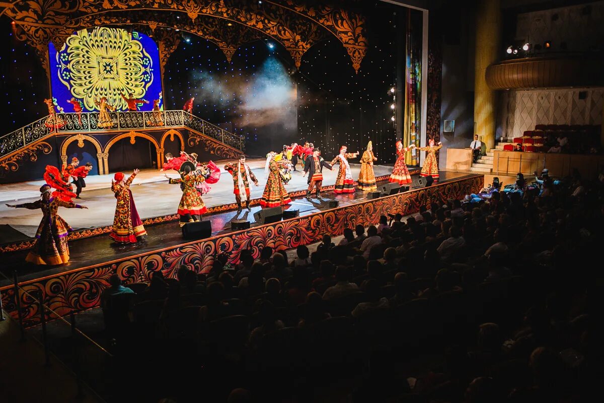 Theatre песня. Театр надежды Бабкиной. Театр надежды Бабкиной схема зала. Московский государственный Академический театр русская песня. Театр надежды Бабкиной зал.