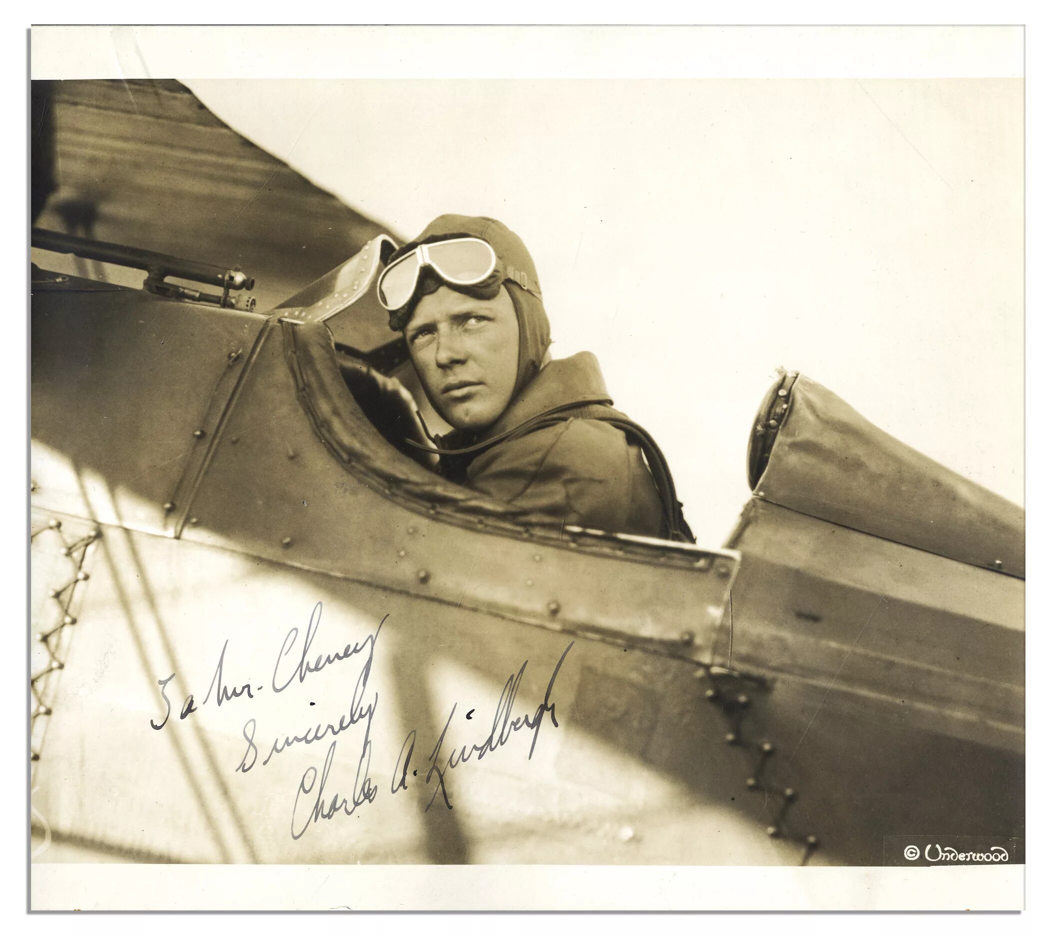 Авиатор назад в ссср 2 читать полностью. Charles Lindbergh летчик.