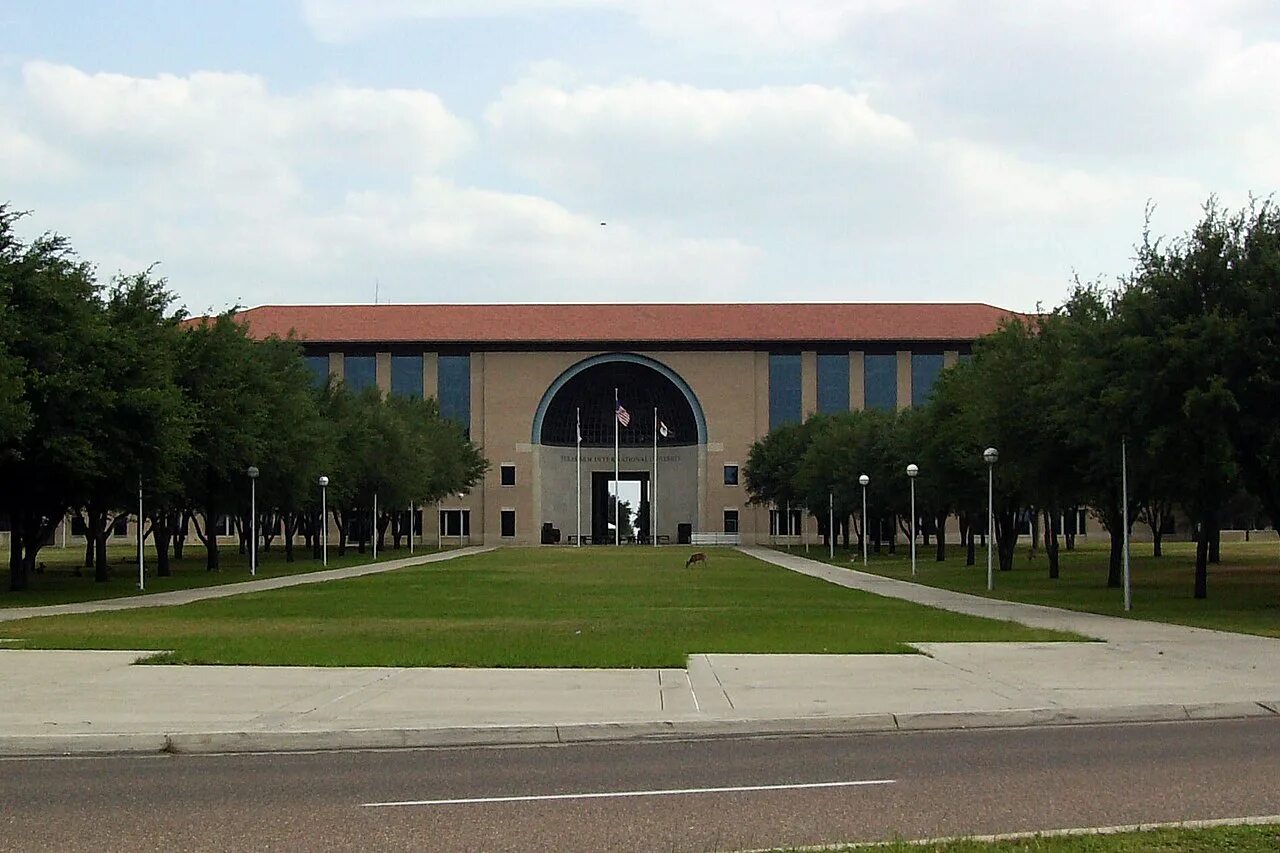 I see an university