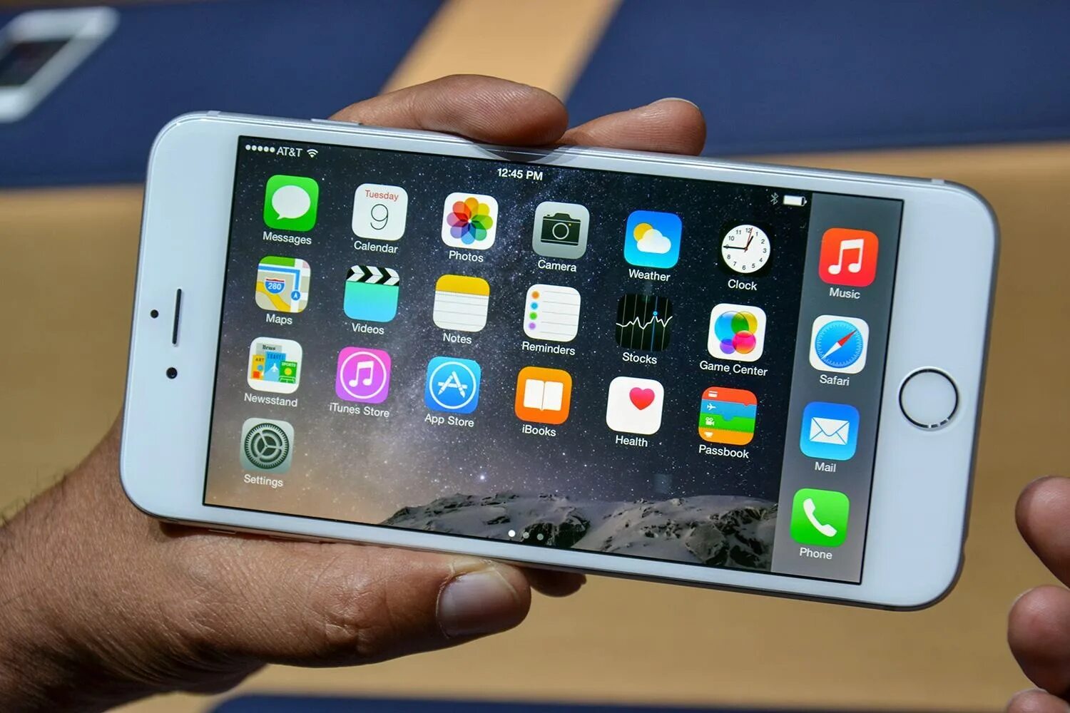 Картинки iphone. Iphone 6j. Apple iphone 6 Plus. Iphone 6 большой. Большие айфоны.