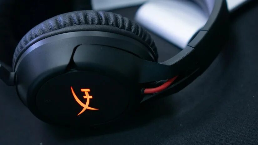 Hyperx прога. Hyperx cloud alpha wireless. hyperx wireless 4k. беспроводные наушники hyperx. наушники хайпер икс блютуз.