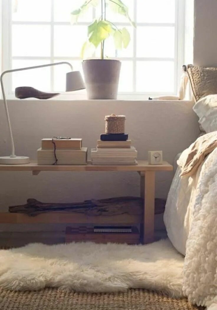 Мех на стене. Кресло роттердам cozy white. Cozy white. Ошибки в скандинавском интерьере. Диван cozy white.