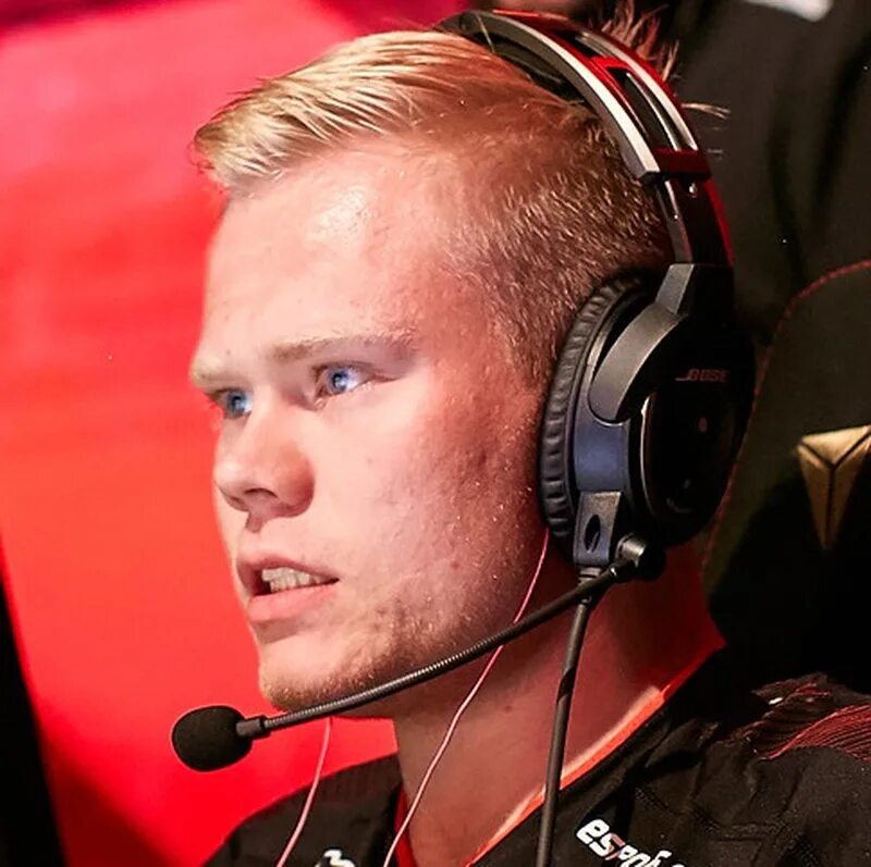Magisk cs. Magisk астралис. magisk astralis с бородой. magisk киберспортсмен.
