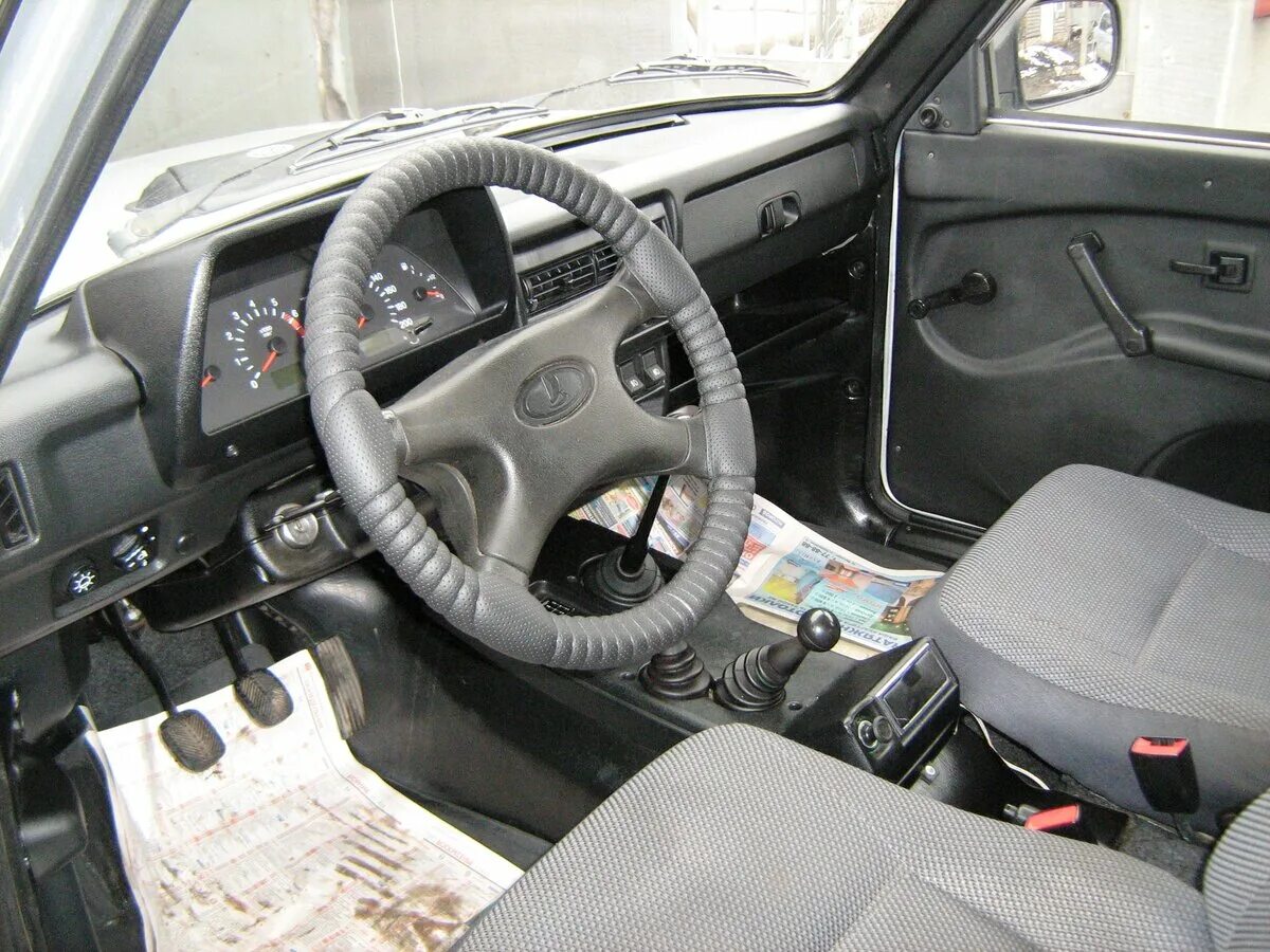 салон 2131. ваз 2131 салон. нива ваз 2131 салон. ваз 2131 салон. ваз 2131 урбан салон.