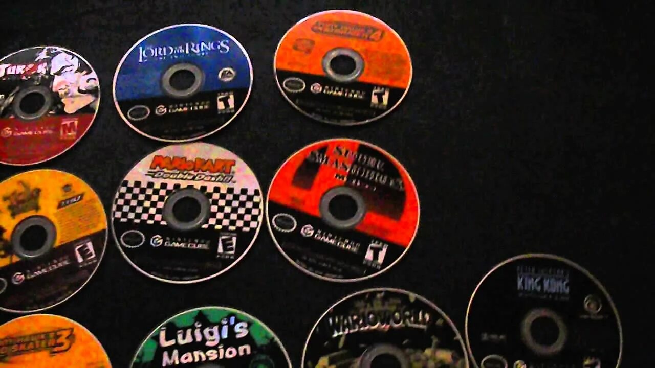 Диск геймс. Gamecube диск. gamecube игры. старые диски с программами. диск игры nintendo gamecube.
