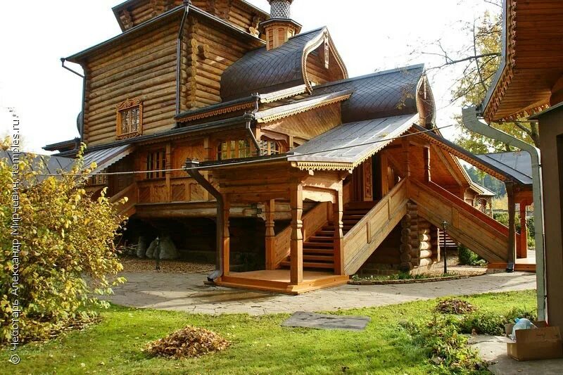 храм покрова божией матери на десне. ватутинки. церковь покрова пресвятой богородицы. храм на десне. церковь покрова божьей матери в ватутинках.