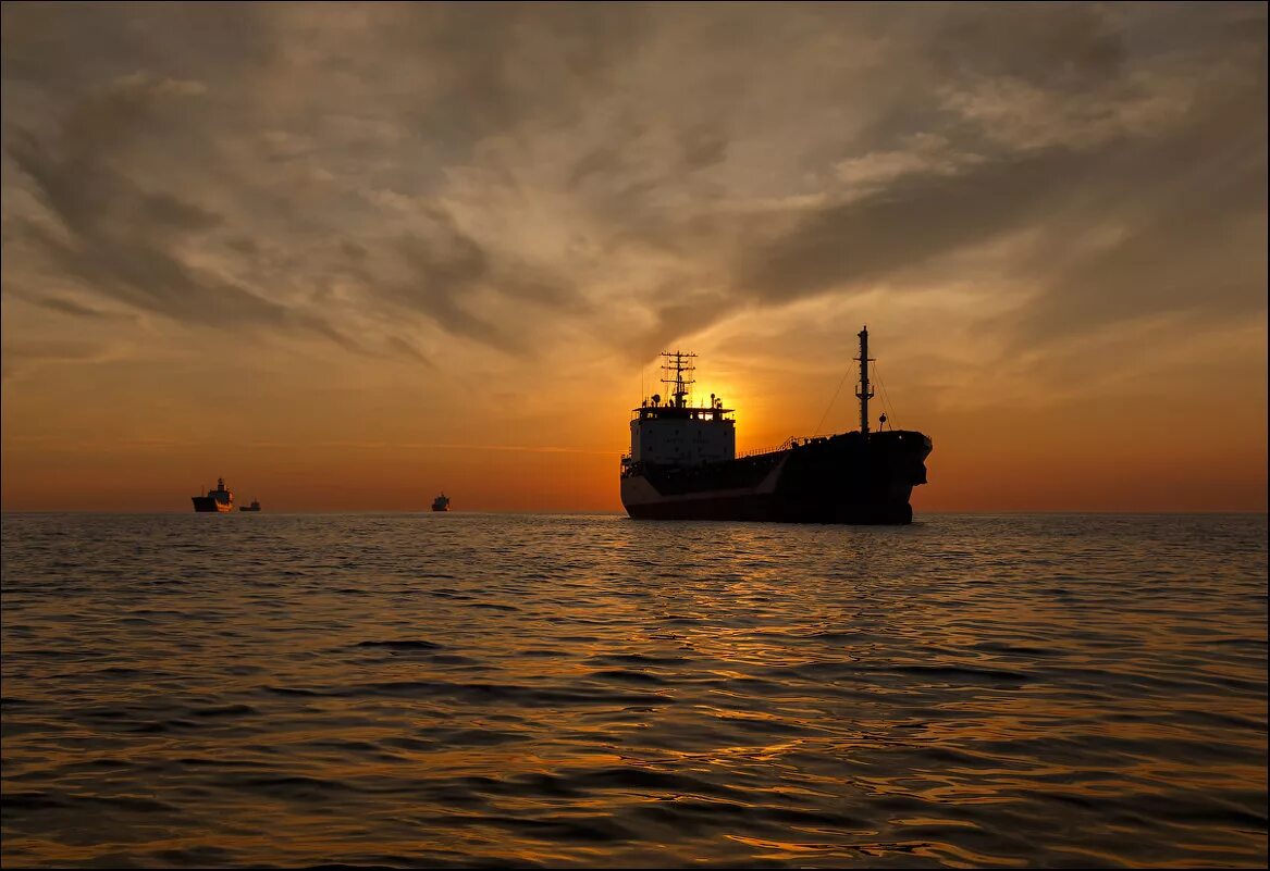 Sky shipping