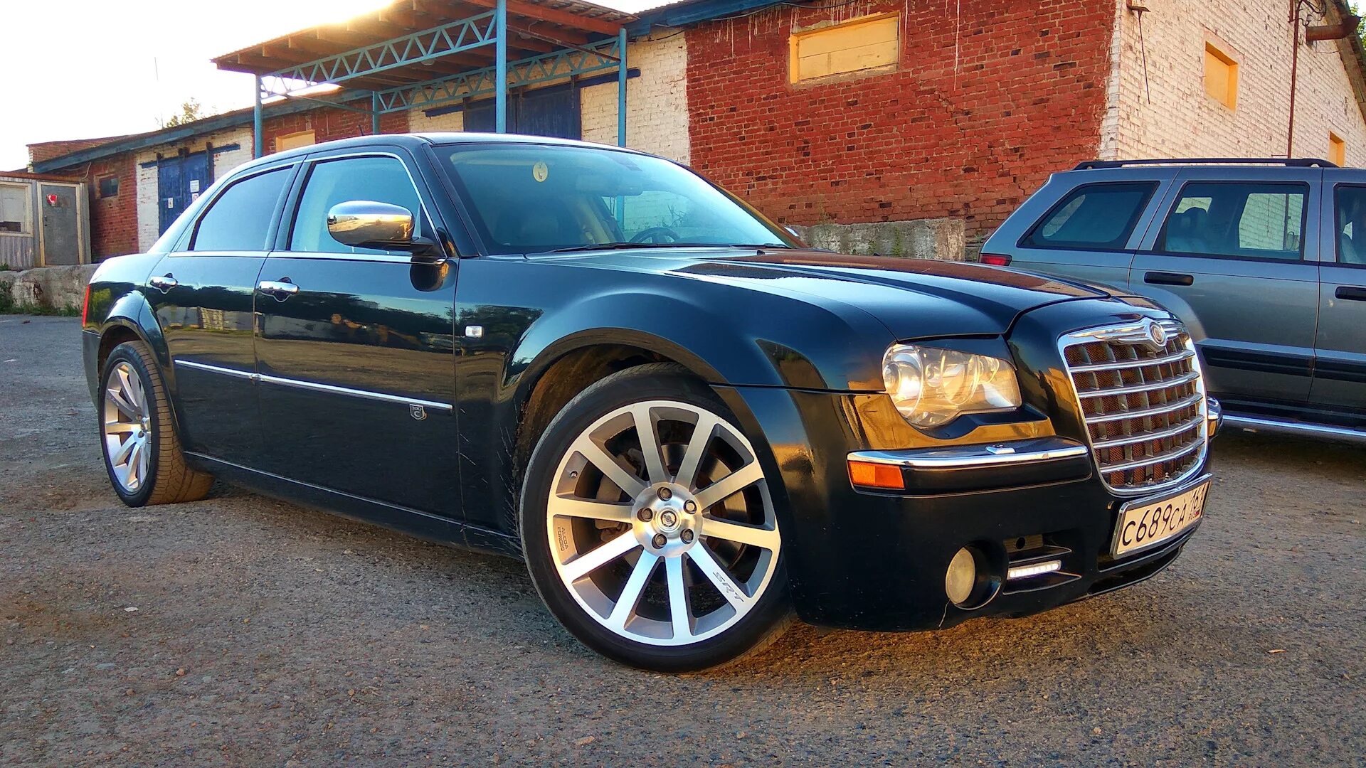300 дисками. Chrysler 300c 6. 300 дисками. Chrysler 300c disk r 20. C 300 chrysler c 300.