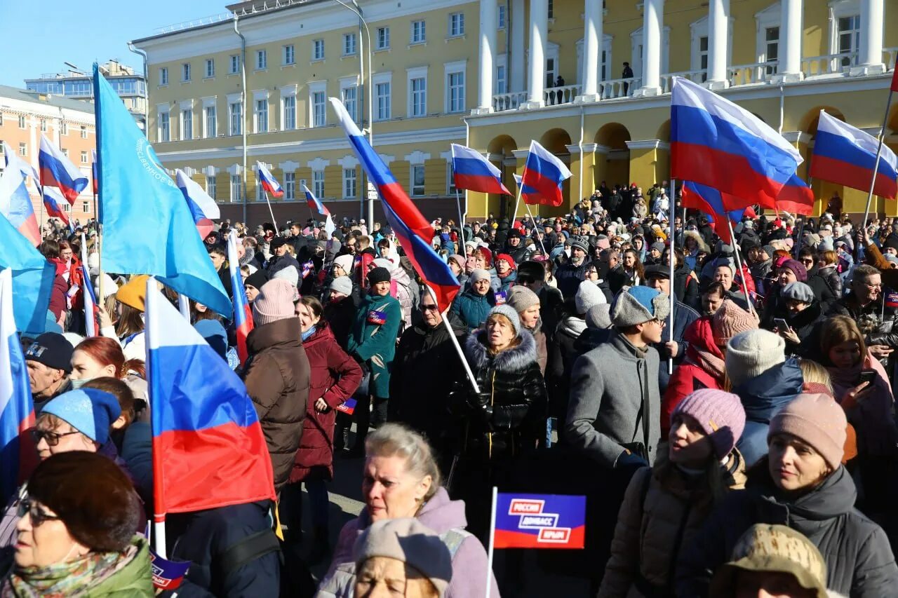 Концерт-митинг Нижний Новгород. Митинг Крым Россия. Празднование присоединения Крыма к России. Концерт посвященный присоединению к россии