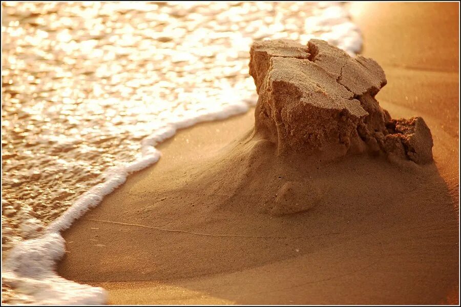 Sandplay песочная терапия. Песочный предложение. Песочное шоу презентация. Песочная терапия для детей. Пароним к слову песочный.