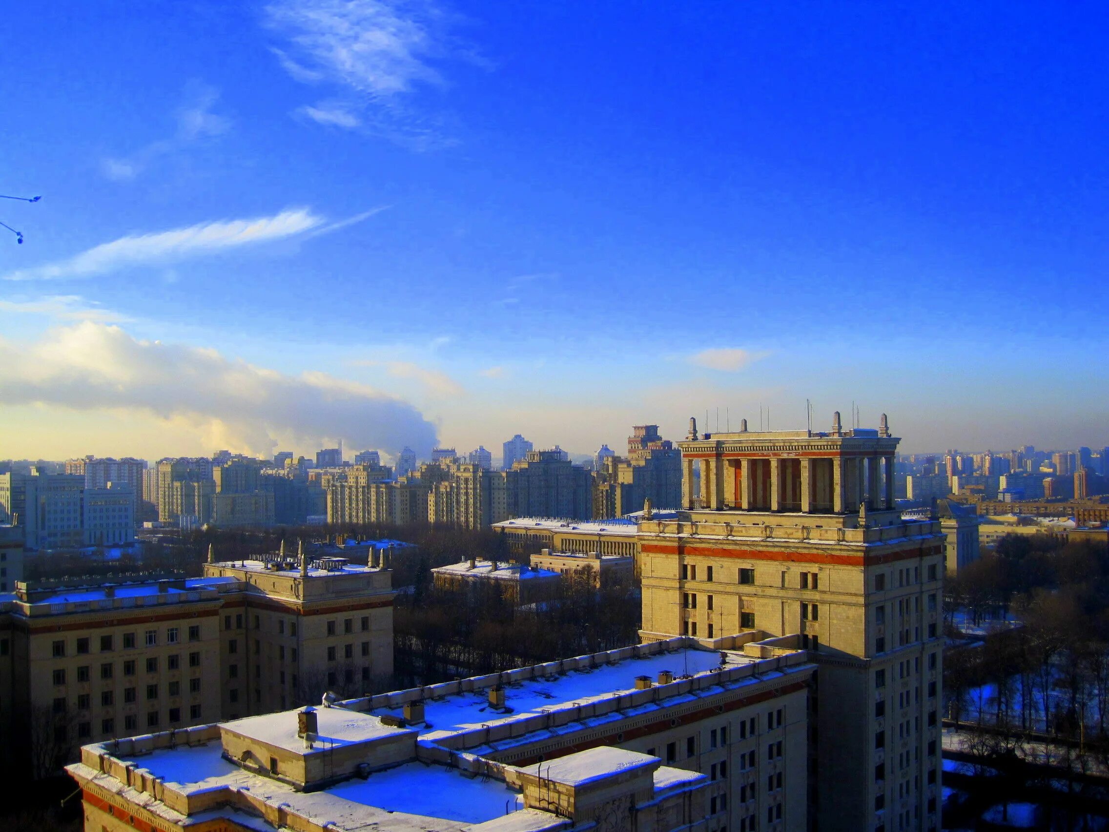 Смотровая площадка мгу. Смотровая МГУ Москва. МГУ 25 В Москве. Экскурсия МГУ смотровая.