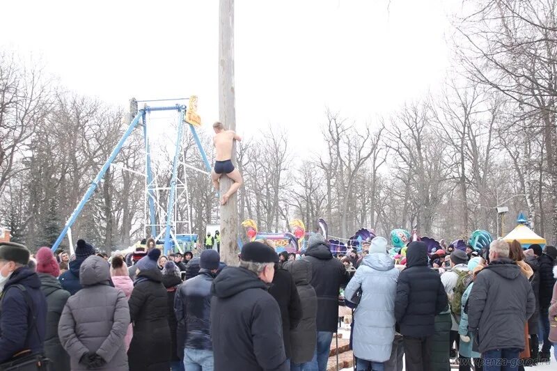 Масленица в 2024 перенесли. Масленица парк Белинского Пенза. Масленица в парке им Белинского Пенза. Масленица Пенза 2023 парк Белинского. Масленица в парке Белинского Пенза 2024.