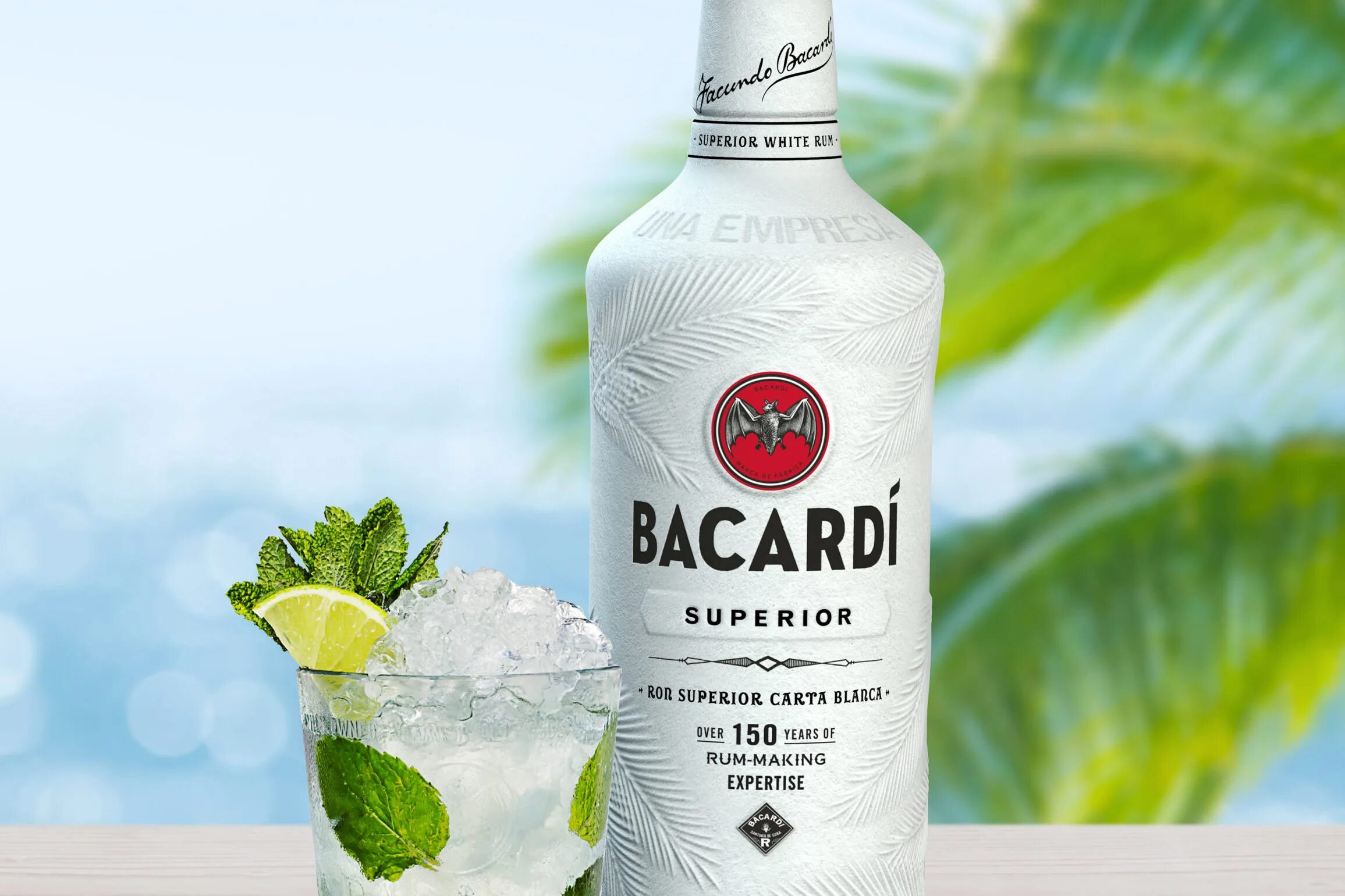 Бакарди отзывы. Ром бакарди белый. Bacardi Superior. Bacardi Apple. Бакарди Супериор.