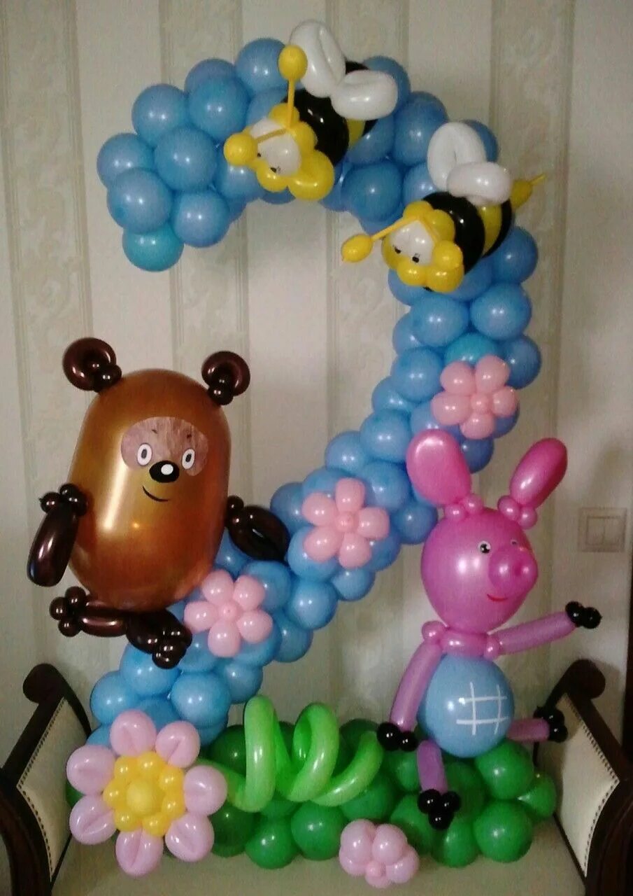 Воздушные шары винни пух. Винни пух из воздушных шаров. композиция из шариков на 2 годика. пятачок из воздушных шаров. торт из воздушных шаров.