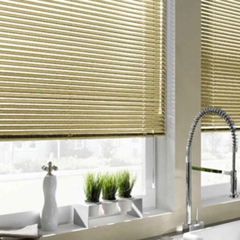 жалюзи деревянные горизонтальные. кассетные жалюзи изотра хит 2. жалюзи желтые горизонтальные. жалюзи на окна недорого москва. жалюзи пластиковые горизонтальные.