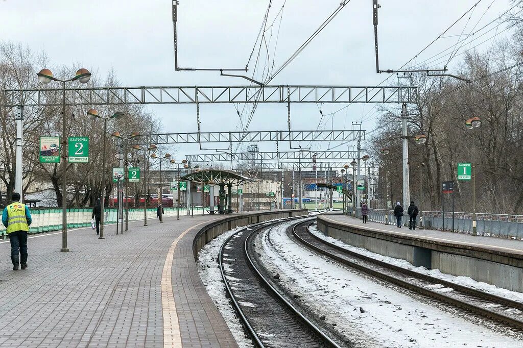 станция куровская московская. платформа люберцы 1. люберцы 1 направление. люберцы 1 остановки электрички. станция люберцы на карте.