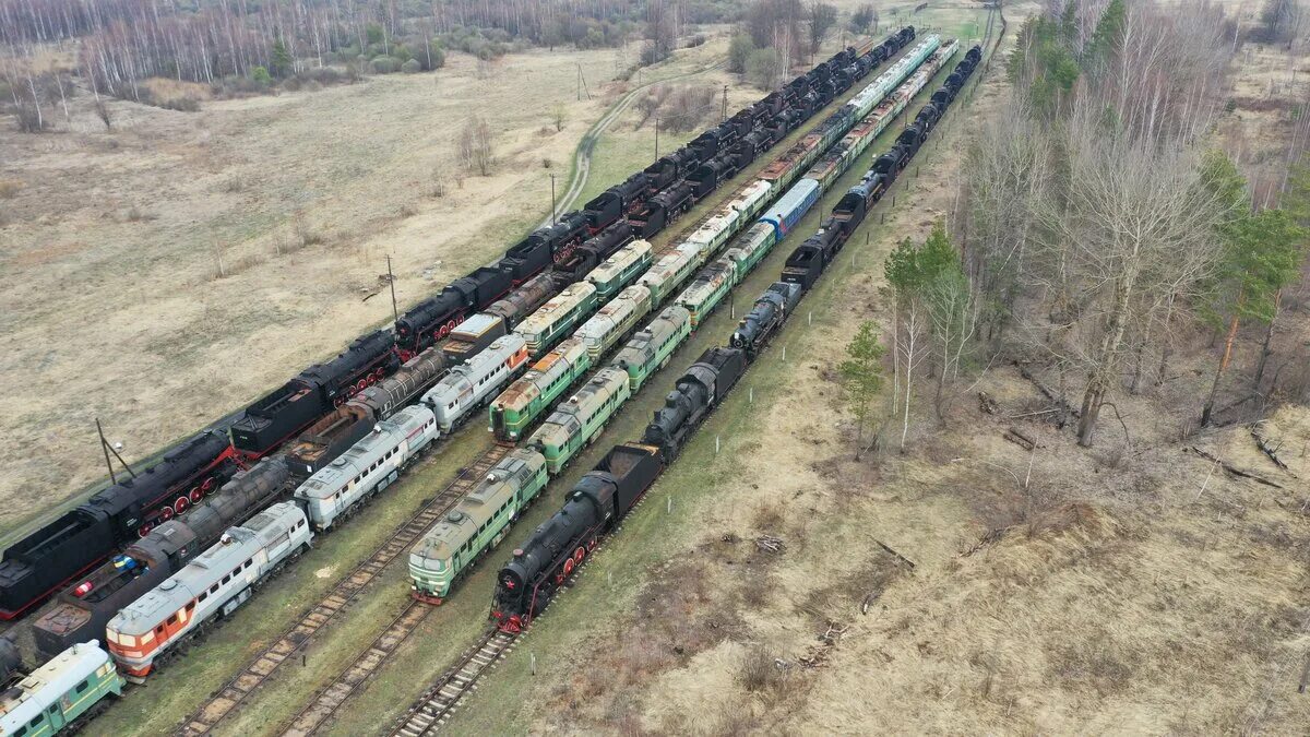 База железных дорог. База запаса, станция Муслюмово. База запаса РЖД Муслюмово. База запаса Агрыз. База запаса вагонов РЖД.