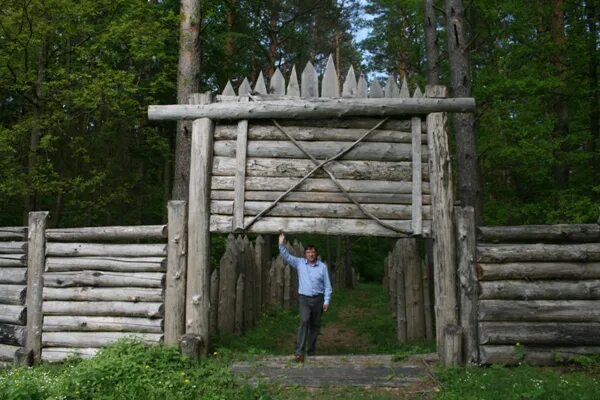 Козельские Засеки музей. Кцынская засека. Музей Козельские Засеки Калужская область. Малые Засеки деревня. Засеки дом