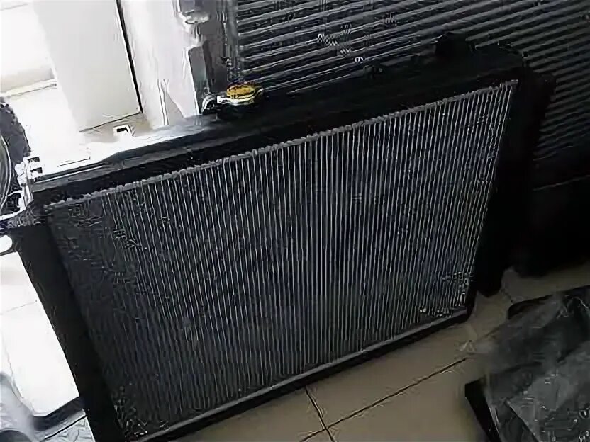 53371-1301010 радиатор. Лексус лх 470 радиатор охлаждения двигателя. Лексус радиатор lx570. Радиатор на лексус 470. Lexus lx470 радиатор.
