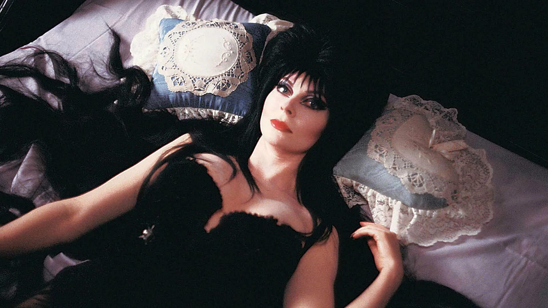 La elvira 18