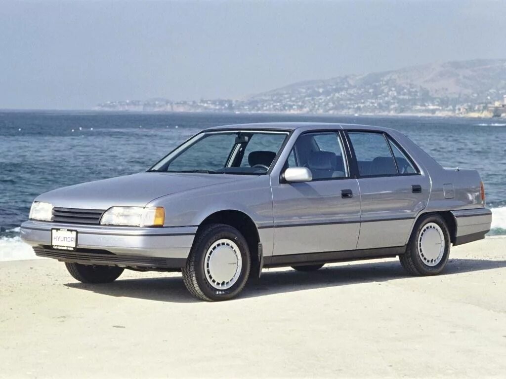 Соната 2 поколения. Hyundai Sonata 1988. Hyundai Sonata 1985. Хендай Соната 1988. Hyundai Sonata 1993.