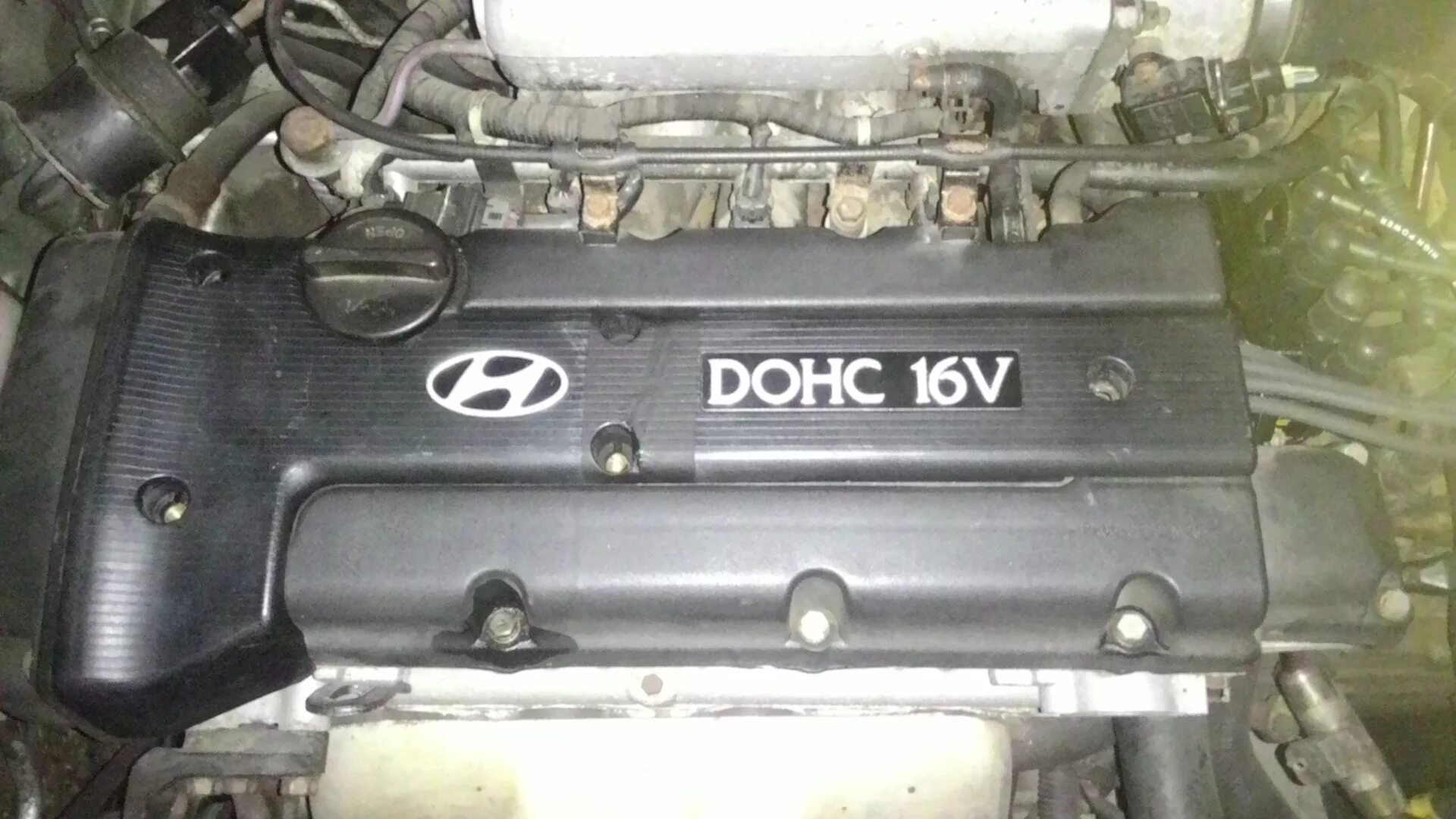 Двигатель dohc 16. Акцент dohc 16v. мотор dohc 16v. мотор dohc 16v 2.0. dohc 16v двигатель хендай.
