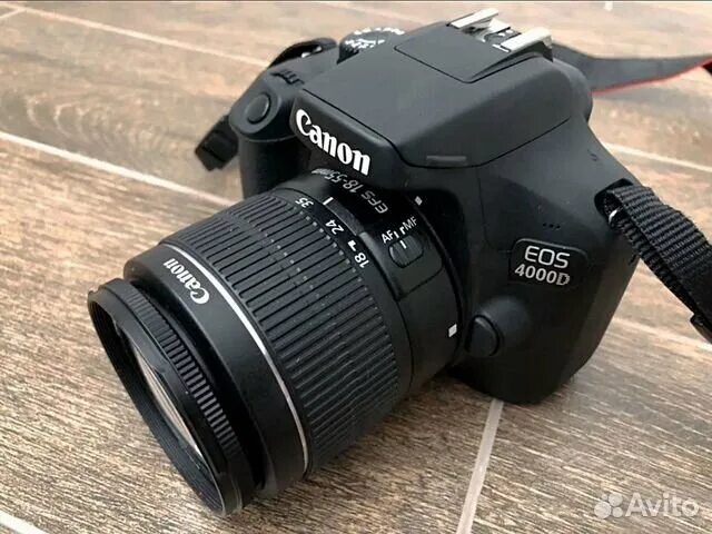 Canon eos 4000d kit ef s