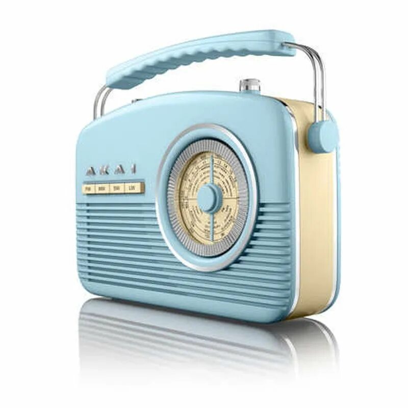 Blue radio. Akai radio a60015bl. Радиоприемник на голубом фоне. Старый радиоприёмник синего цвета. Радиоприемник на голубом фоне.