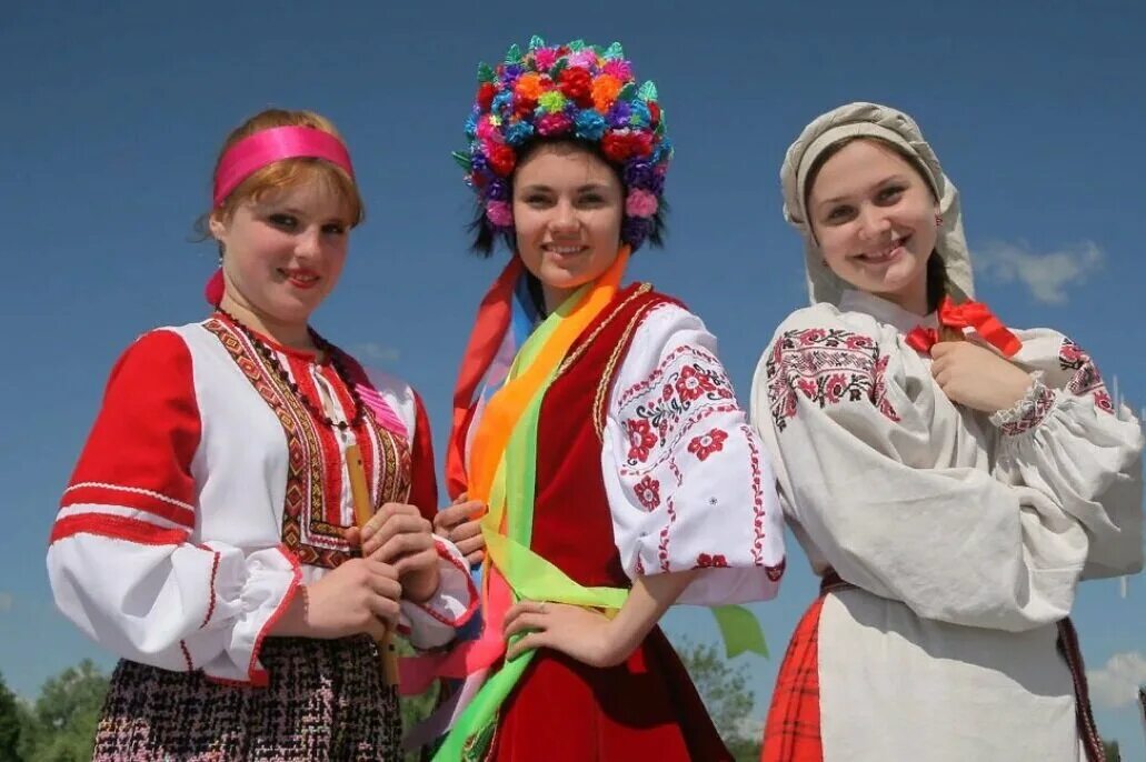 Русские украинцы белорусы. Белорусы это славяне. Три сестры Россия Беларусь Украина. Русский народ.