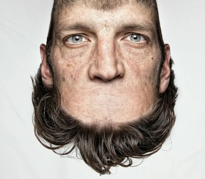 Alex john beck. Жозеф капгра. Два разных лица. Лицо человека. Закрыть глаза руками.