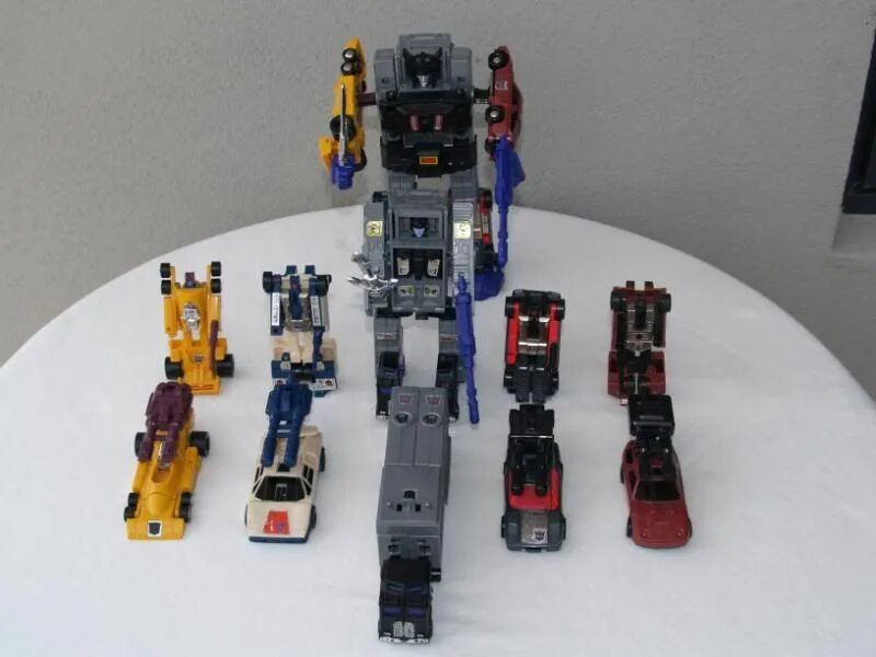 Трейлер мегазавр. Менасор трансформеры g1. Transformers Stunticons g1 Toy Menasor. Transformers g1 Stunticons.